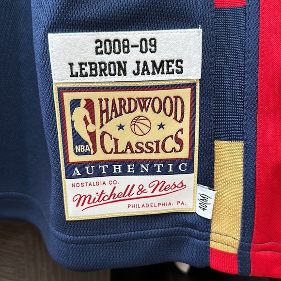LeBron James Cleveland Cavaliers Mitchell & Ness 2008-09 Authentic NBA Jersey 40 - Picture 6 of 12